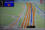 Navi auf der 6 spurigen Autobahn